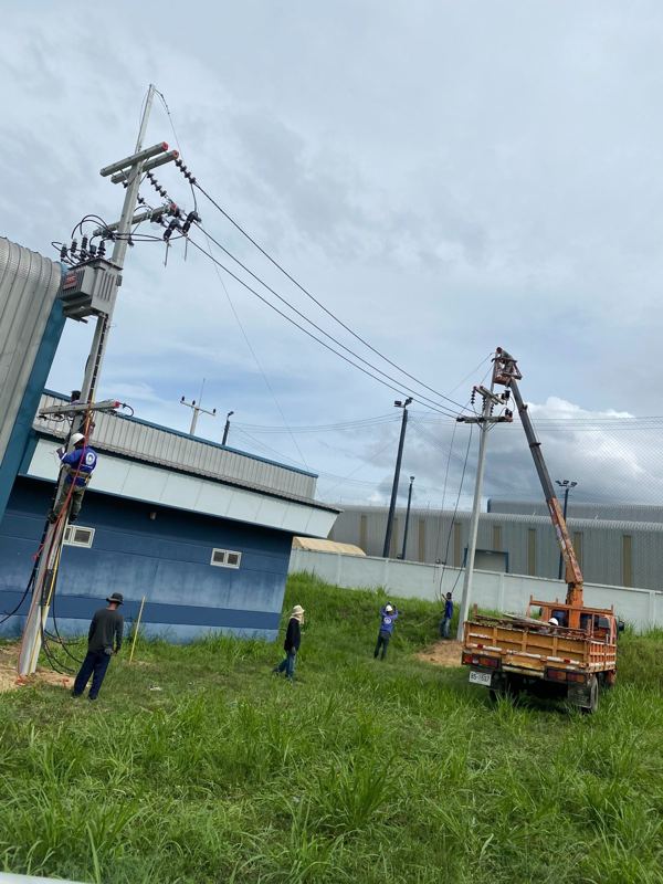 160 kVA pole-mounted transformer